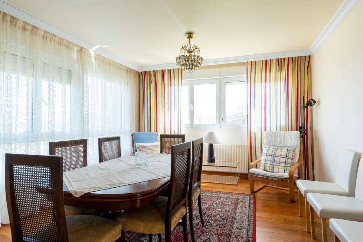 Casa Con Jardin En Gama * Bárcena de Cicero